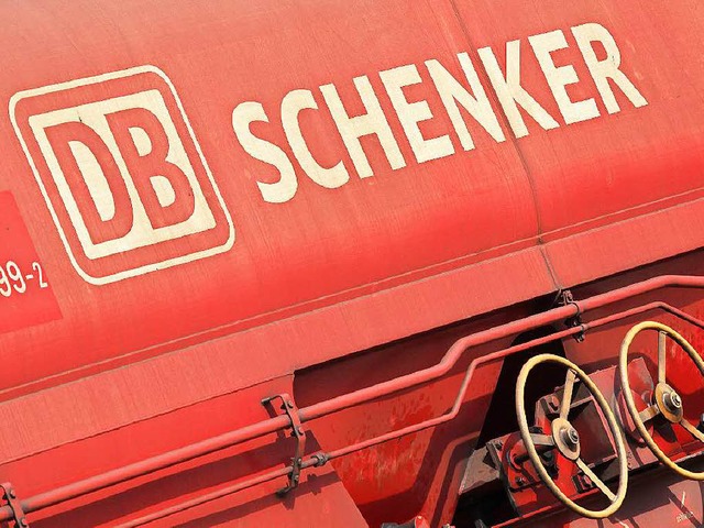 Die DB-Tochter Schenker soll in Teilen an den Finanzmarkt fahren.  | Foto: dpa