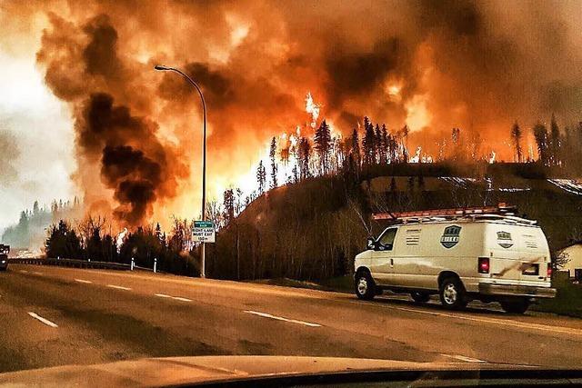 Zehntausende fliehen in Kanada vor dem Feuer