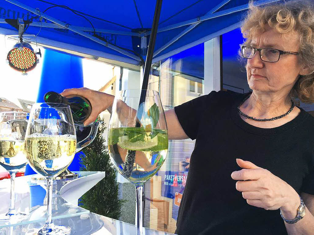 In der BZ-Sternelounge auf dem kleinen Marktplatz gab es Getrnke und Hppchen.