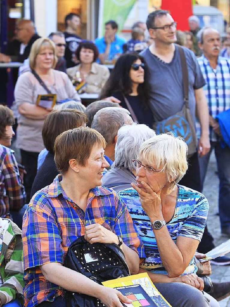 Einkaufsnacht und Singarena zogen Tausende von Menschen in die Innenstadt