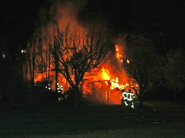 Brand in Schrebergarten bei Gundelfingen.  | Foto: Feuerwehr Gundelfingen