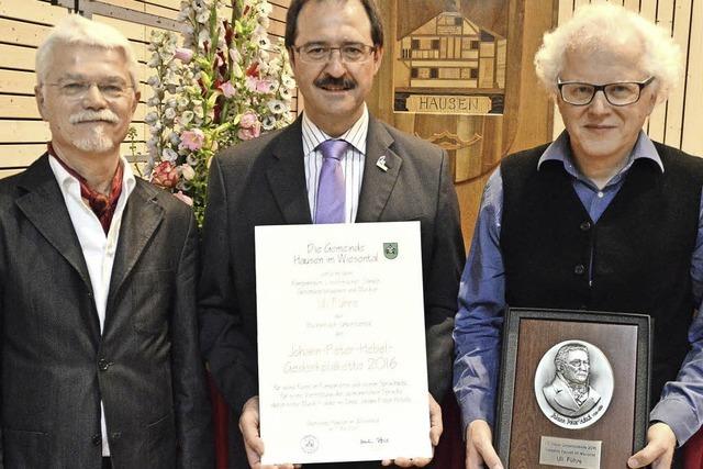 Uli Fhre wird mit der Johann-Peter-Hebel-Plakette 2016 ausgezeichnet