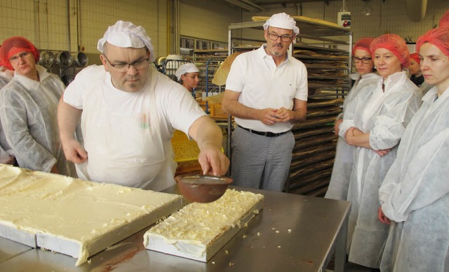 Zum Programm &#8222;Lernort Bauernhof&...schiedenen Abteilungen und Backstufen.  | Foto: Jutta Schtz