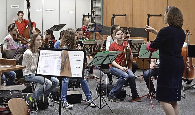 Fr ihr Unterstufenkonzert  hatten die...ms gemeinsam viele Stcke erarbeitet.   | Foto: Christina Hohwieler