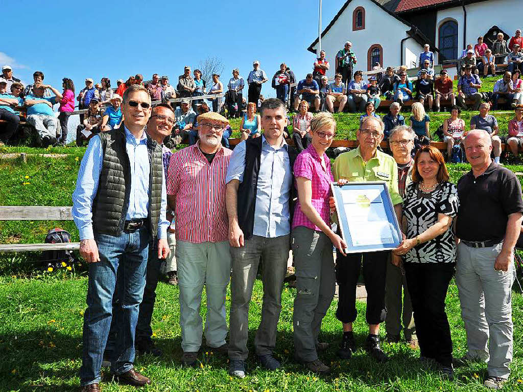 Ein Gipfeltreffen der Wanderfreunde bei Kaiserwetter auf dem Hrnleberg