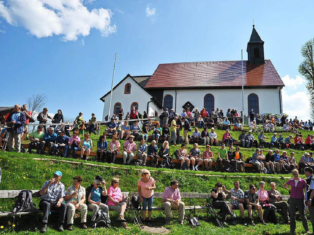 Ein Gipfeltreffen der Wanderfreunde bei Kaiserwetter auf dem Hrnleberg