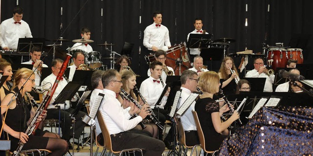 Das Blasorchester vom Musikverein Blei...ntastisches Konzert in der Festhalle.   | Foto: Karin Heiss