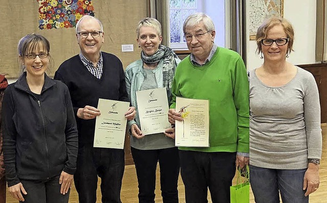 Ehrungen beim Kirchenchor (von links):...Susanne Gehring-Ritter (Vorsitzende).   | Foto: Fotos: Verein