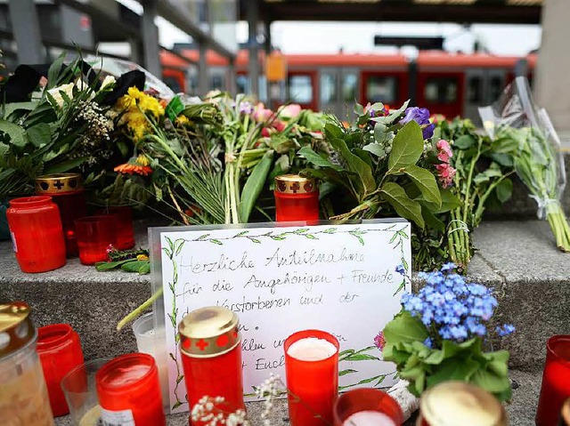 Trauer nach der Messerattacke  | Foto: dpa