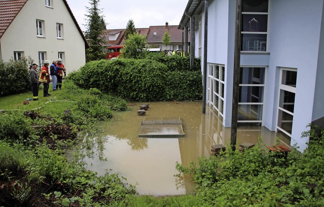 Erneut wurde der Kindergarten Wintersweiler Opfer einer berschwemmung.  | Foto: Reinhard Cremer