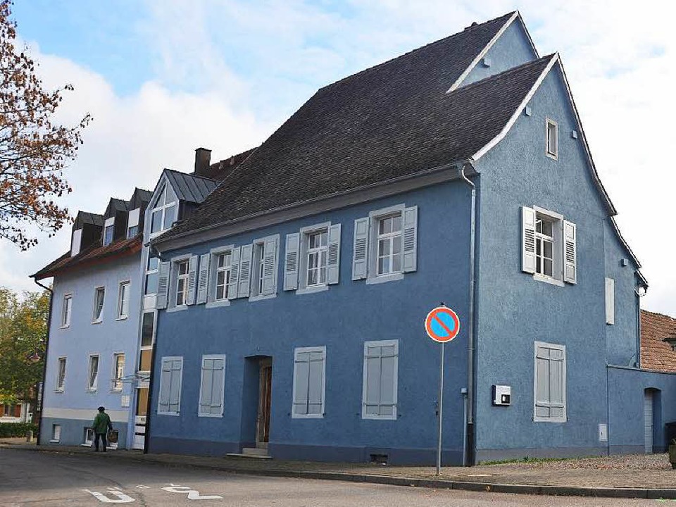 Im Blauen Haus in Breisach finden zahl...tungen zur jüdischen Geschichte statt.  | Foto: Denys Golikov