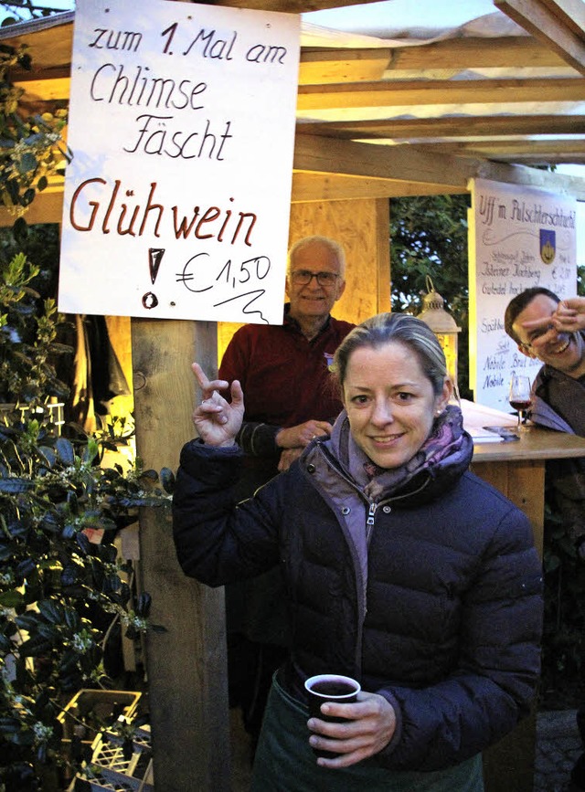 Unglaublich, aber wahr: Glhwein auf dem Chlimsefest  | Foto: Reinhard Cremer