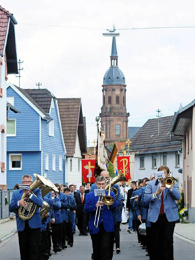 Die Primiz von Tobias Streit in Schuttern war ein groes Fest fr die Gemeinde.