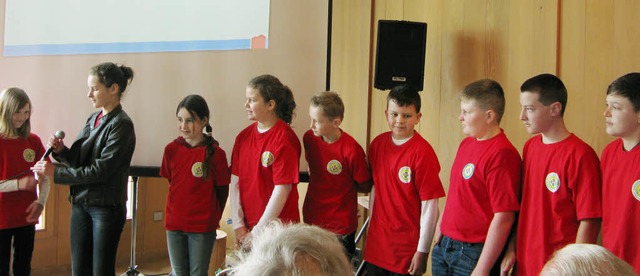 Die Mitglieder der Jugendbergwacht stellen sich vor.   | Foto: Ulrike Spiegelhalter