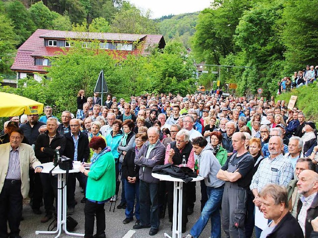 Mehr als 600 Interessierte kamen am Mi... wegen der Sperrung der Albtalstrae.   | Foto: Martin Kpfer