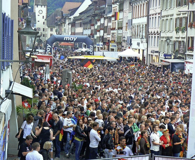 An der Fuball-EM wird es in Waldshut ...n &#8211;  kein Public Viewing geben.   | Foto: Archivfoto: Uthe Martin