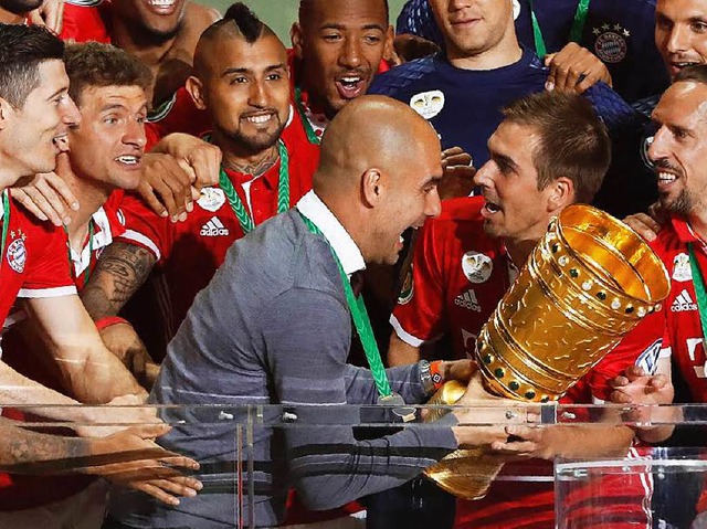 Auer Rand und Band: So emotional wie ...g hat man Pep Guardiola selten erlebt.  | Foto: AFP