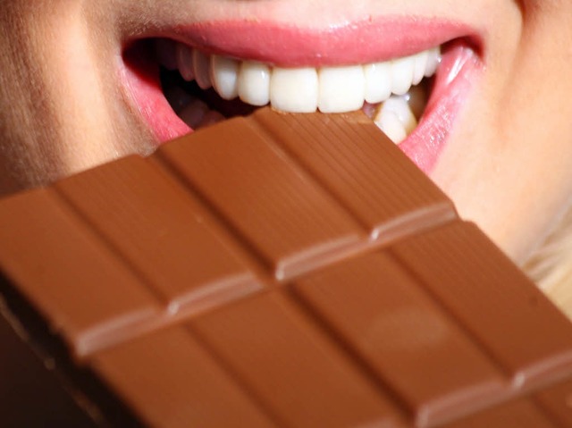 Schokolade tafelweise? Das knnte zu bergewicht und Fettleibigkeit beitragen.  | Foto: dpa