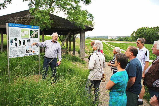 Neben der rmischen Straenstation unt...astells oberhalb der Fhranlegestelle.  | Foto: Rolf Reimann