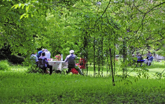 Der Garten des Schlssle  mitten in Al...an, als sei er aus der Zeit gefallen.   | Foto: Sedlak