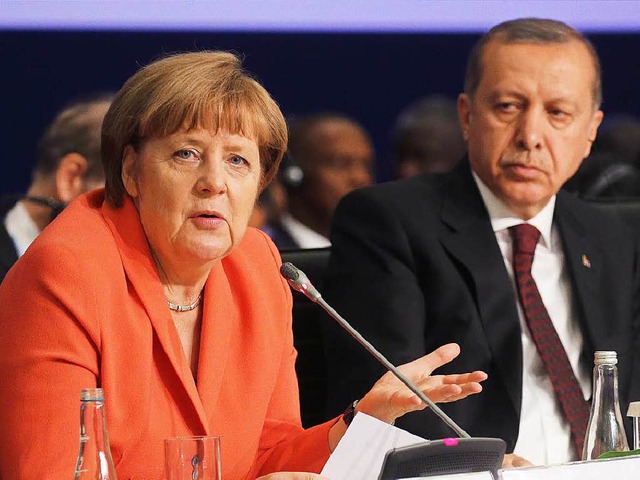 Kommunikation mit Meinungsverschiedenh...Angela Merkel und Recep Tayyip Erdogan  | Foto: dpa