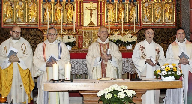 Sein 40-jhriges Priesterjubilum feie...hrtskirche &#8222;Witterschnee&#8220;.  | Foto: Christa Maier