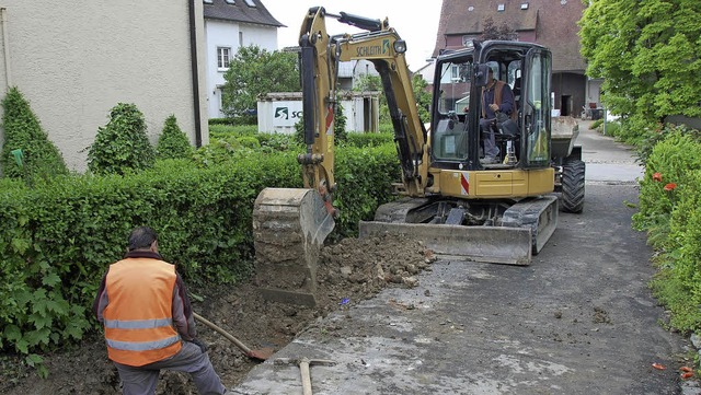 Unter den Gassen finden die Arbeiter a... der aus den Nachkriegsjahren stammt.   | Foto: Frey