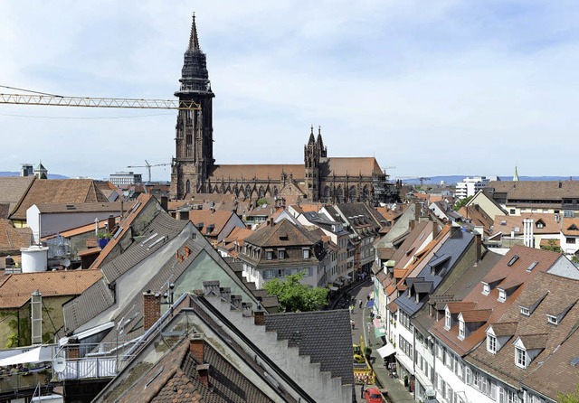 Einen neuen Blick auf Freiburg werfen ...ielen Fhrungen und Veranstaltungen.    | Foto: Rita Eggstein