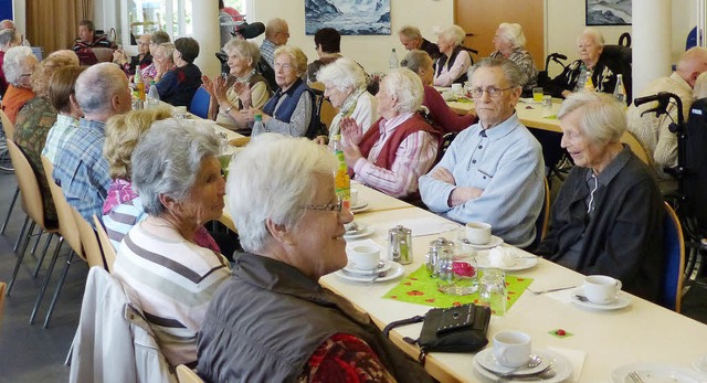 Gemtliches Beisammensein  im Seniorenheim St. Hildegard   | Foto: Alfons Vgele