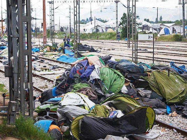 Die Zelte in Idomeni wurden vom Bulldozer plattgemacht.  | Foto: David Lohmueller