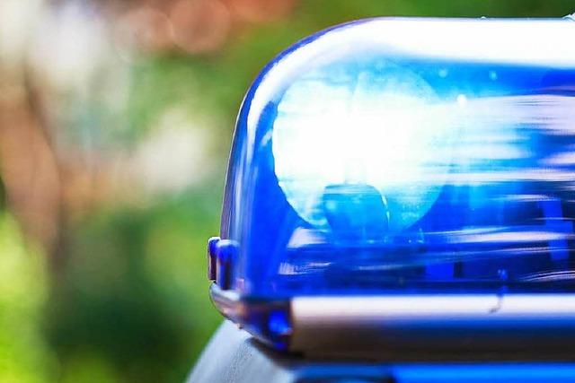 Mann bei Unfall im Freiburger Westen verletzt – Polizei sucht Zeugen