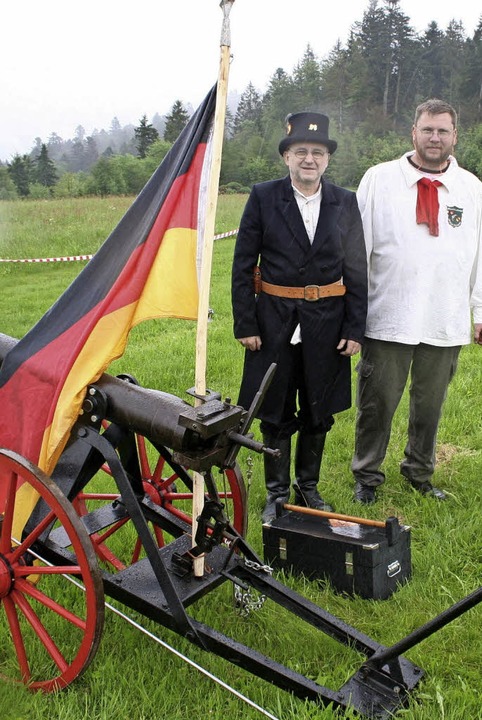 Gut in Schuss prsentierten sich nicht...die Kanoniere legten Wert aufs uere.  | Foto: Gerd Sutter