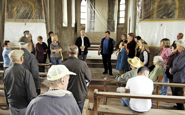 KENZINGEN-NORDWEIL (rmn). Restaurator ... Neugestaltung der Kirche St. Barbara.  | Foto: Reiner Merz