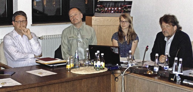 Referierten in Murg zum Projekt Pumpsp...r, Maja Dietrich und Christoph Giesen   | Foto: Michael Gottstein