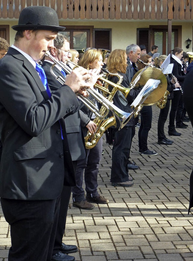 Auch Marschmusik macht Spa.  | Foto: privat