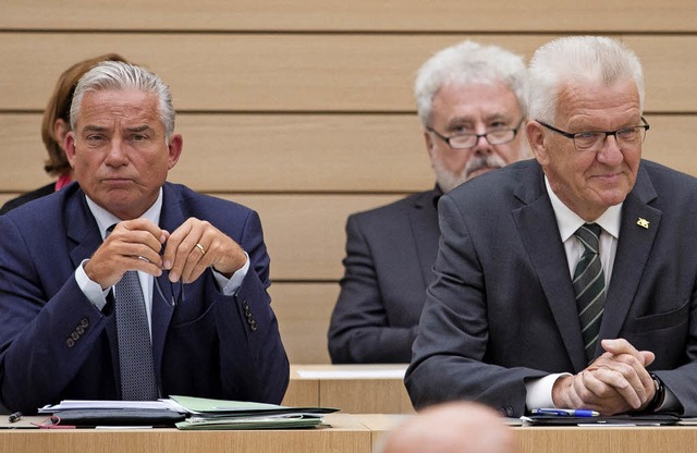 Winfried Kretschmann (rechts) und Thomas Strobl auf der Regierungsbank   | Foto: dpa
