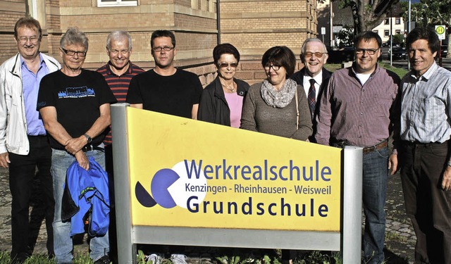 Gute Miene zum traurigen Spiel: Die We...links) die Weichen fr die Auflsung.   | Foto: Werner Schnabl
