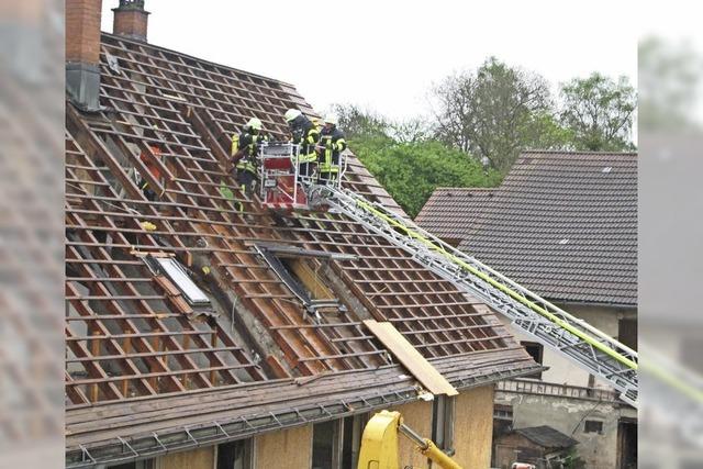 Erste groe gemeinsame Feuerwehrbung