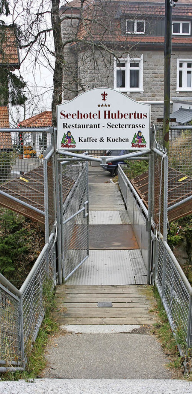 Die inzwischen abgebaute alte Hubertus...m Radweg an der B500 aus  ermglichte.  | Foto: Roswitha Klaiber