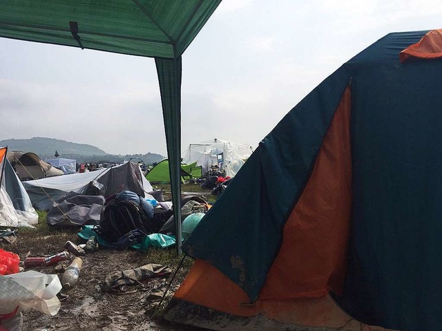 Das Zeltlager wurde zur Matschfalle.  | Foto: Milena Lemm