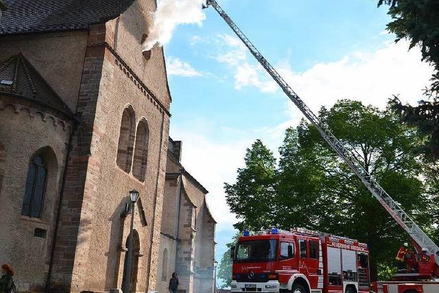 Breisacher Mnster brennt – Feuerwehr bt den Ernstfall