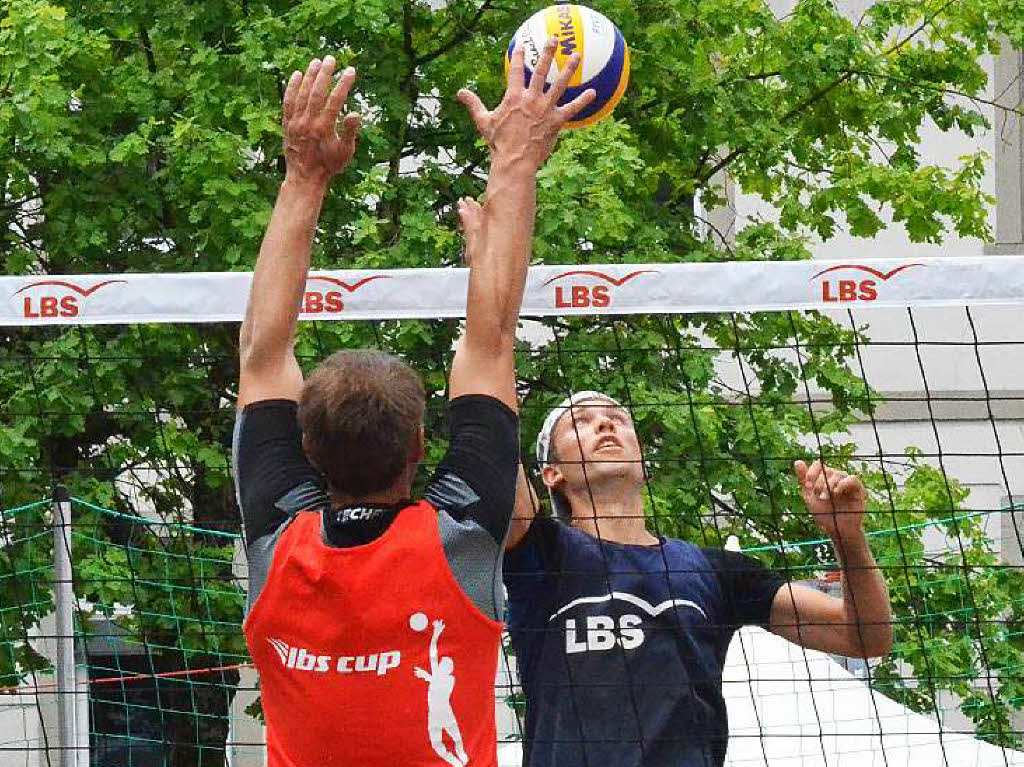 On the beach: Beachvolleyballer aus ganz Deutschland waren beim A-Top-Turnier in Schopfheim und Langenau am Start.