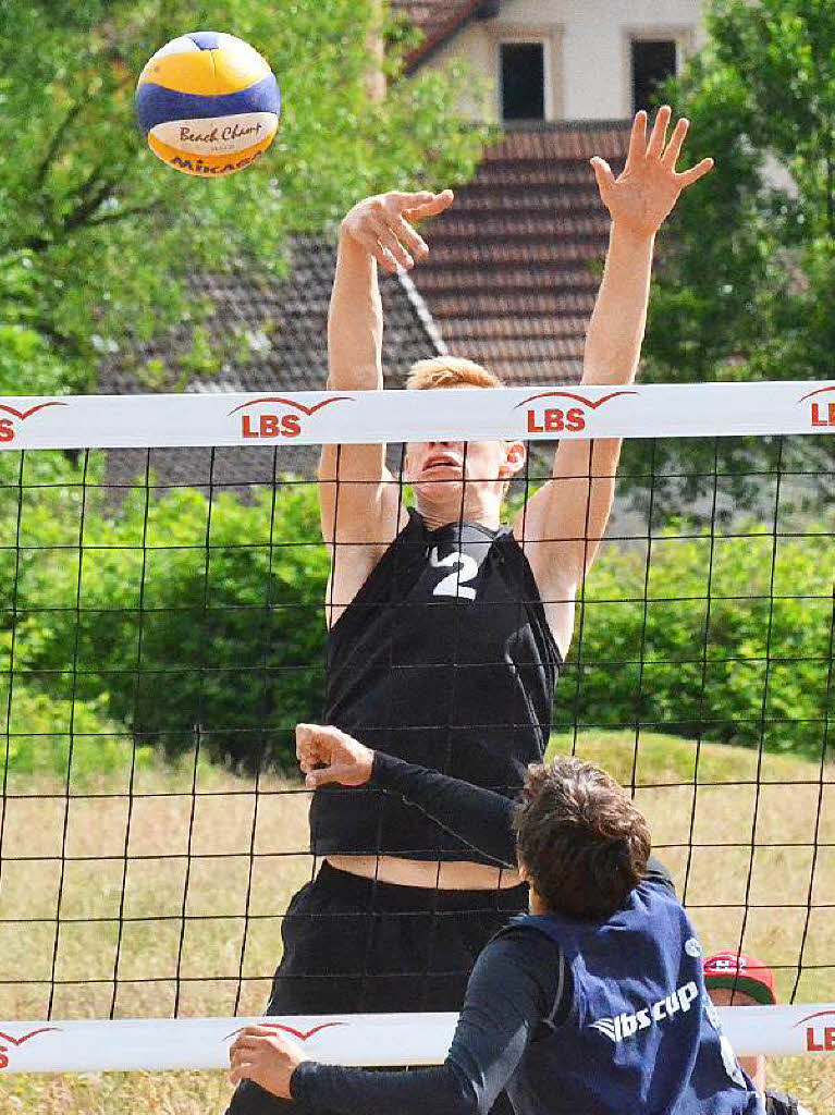 On the beach: Beachvolleyballer aus ganz Deutschland waren beim A-Top-Turnier in Schopfheim und Langenau am Start.