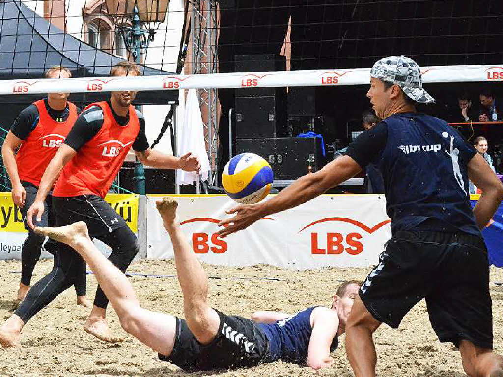 On the beach: Beachvolleyballer aus ganz Deutschland waren beim A-Top-Turnier in Schopfheim und Langenau am Start.