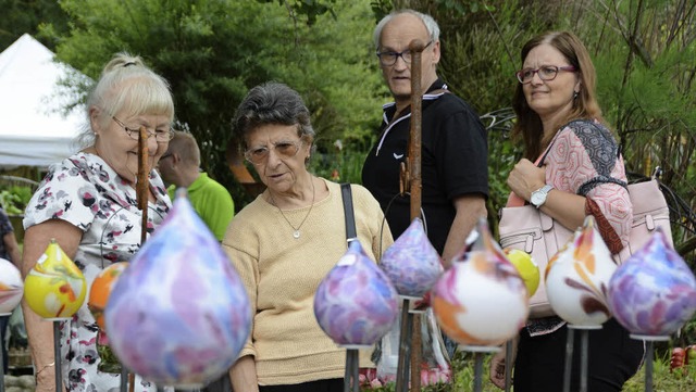 Schauen und Ideen sammeln: Es gibt vie...e man den Garten schner machen kann.   | Foto: Lauber