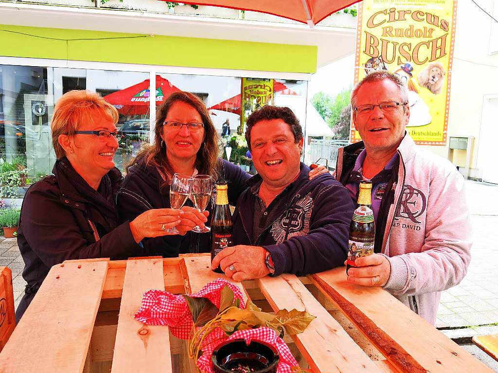 Ein buntes Programm bot das Frhlingsfest mit verkaufsoffenem Sonntag in Bonndorf. Dass sich trotz des Regens doch so Viele ins Freie wagten, war denn eine angenehme berraschung fr den veranstaltenden Handels- und Gewerbeverein Bonndorf.