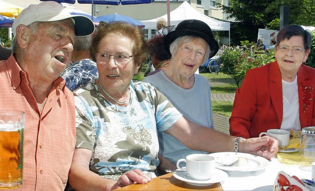 Gesellig kann es auch im Seniorenheim ...2014 das 15-jhrige Bestehen feierte.   | Foto: Archivbild: Heidi Fssel