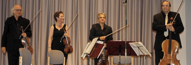 Applaus fr Antonio Pellegrini, Marian...Fabio Marano, Tobias Moster (v. links)  | Foto: Hildegard Karig