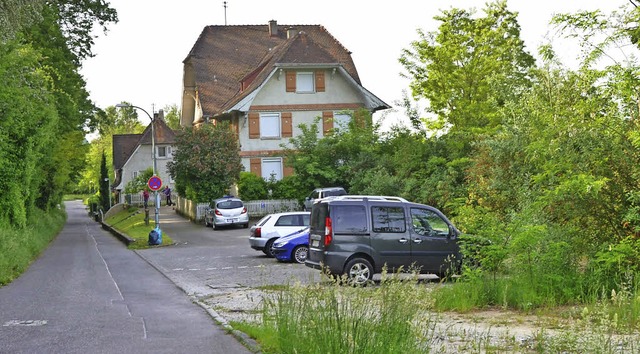Auch das Gemeindegrundstck an der Alt...rt fr Flchtlingswohnungen in Frage.   | Foto: Archivfoto: Langelott