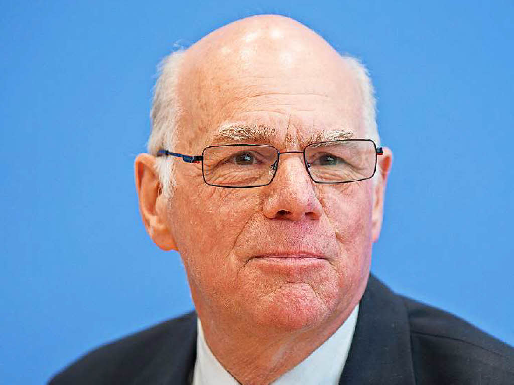 Norbert Lammert: FR Lammert (CDU) spricht, dass er sich als Prsident des Bundestages einen Ruf als fhiger Moderator erarbeitet hat. GEGEN Lammert spricht,   dass er bei der SPD nicht gelitten ist. Selbst CDUler halten ihn fr eitel.